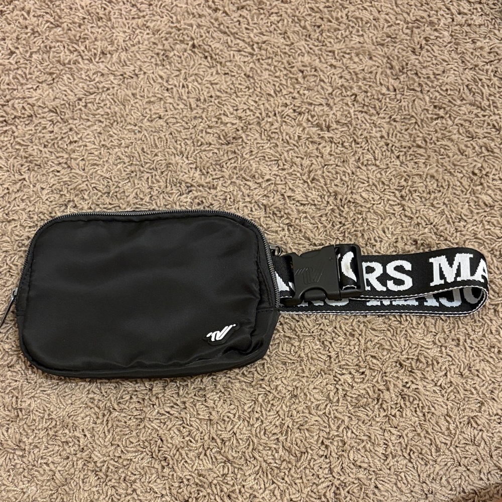 Black Majors Fanny Pack